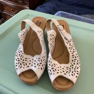 SPRING STEP WHITE SLINGBACK SANDALS EU41